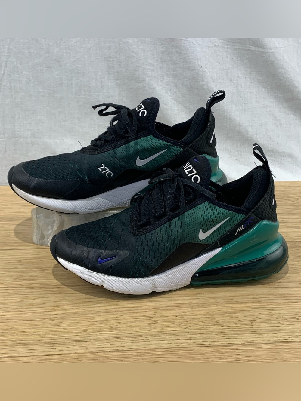 Nike Air Max 270 Black Evergreen Aura Deep Night 943345-042 Sneakers Youth Sz 5